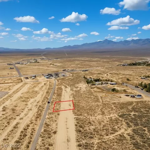 5881 N Goleta Ave, Pahrump, NV 89060