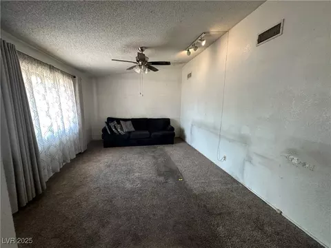 2184 Sunnyslope Ave, Las Vegas, NV 89119