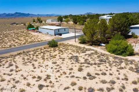 Luscombe, Sandy Valley, NV 89019 photo 12