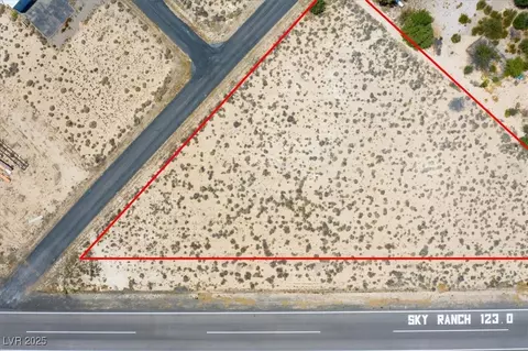Luscombe, Sandy Valley, NV 89019 photo 18