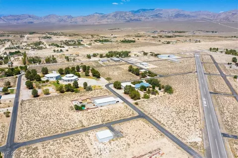 Luscombe, Sandy Valley, NV 89019 photo 9