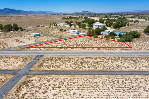 Luscombe, Sandy Valley, NV 89019 photo 6