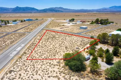 Luscombe, Sandy Valley, NV 89019 photo 3