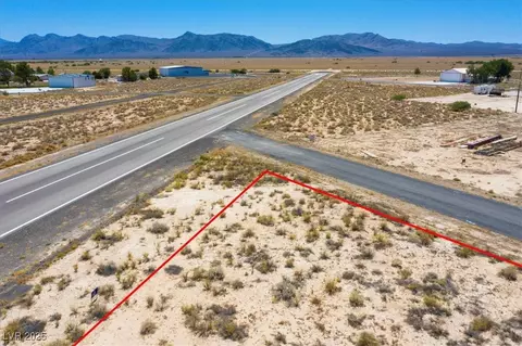 Luscombe, Sandy Valley, NV 89019 photo 14