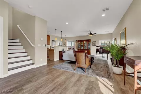 9916 Fallowdeer Ct, Las Vegas, NV 89149