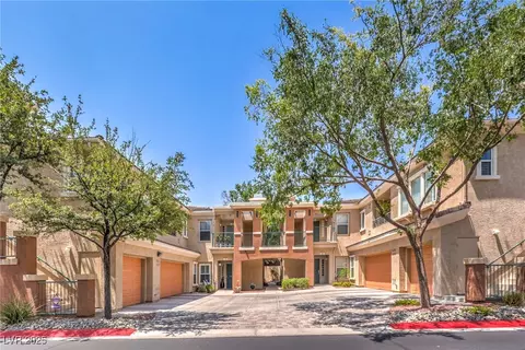 821 Titan Peak Pl #102, Las Vegas, NV 89144