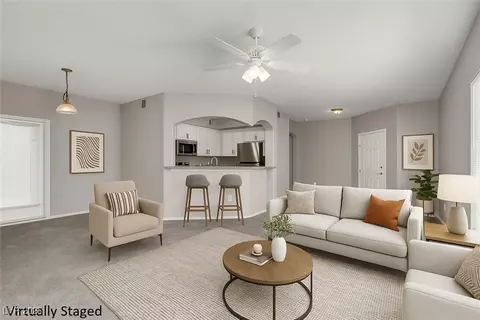 6160 Rumrill St #207, Las Vegas, NV 89113