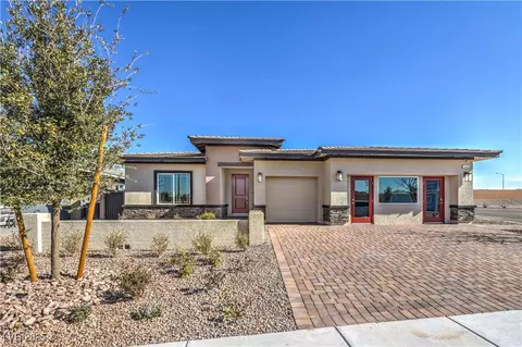 1015 Forest Falcon Dr, Henderson, NV 89011