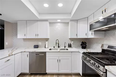 3524 Haverhill St, Las Vegas, NV 89121