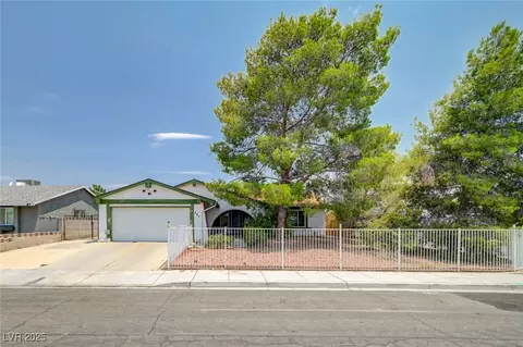 845 Greenbrook St, Las Vegas, NV 89110