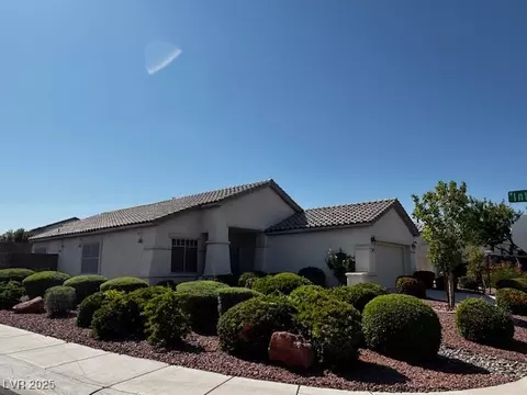 2699 Thornview St, Las Vegas, NV 89135