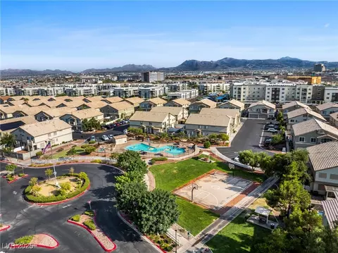 5939 Trickling Descent St #102, Henderson, NV 89011