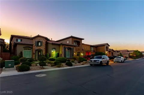 10047 Magical View St, Las Vegas, NV 89178