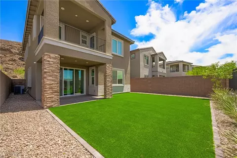 Exterior - 175 Strada Fontana, Henderson, NV 89011 photo 5 of 11