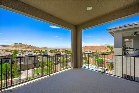 Exterior - 175 Strada Fontana, Henderson, NV 89011 photo 2 of 11