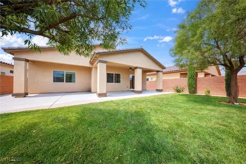 4429 S Glory Vine Ln, Pahrump, NV 89061