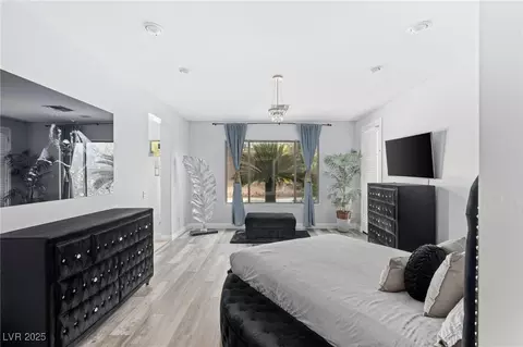 Bedroom - 3 Chatmoss Rd, Henderson, NV 89052 photo 8 of 8