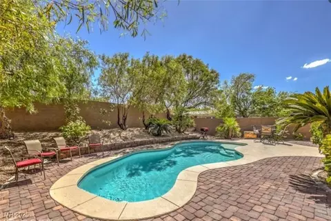 Exterior - 3 Chatmoss Rd, Henderson, NV 89052 photo 4 of 6