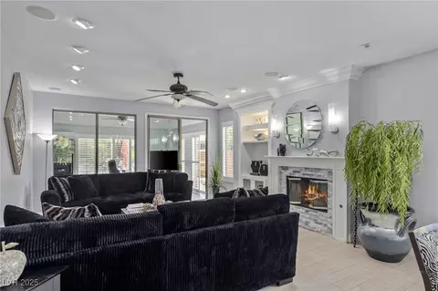 Living - 3 Chatmoss Rd, Henderson, NV 89052 photo 1 of 3