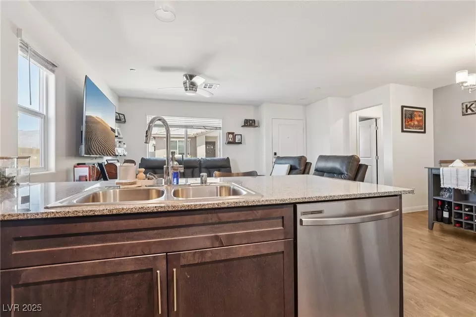 Kitchen - 2594 Canary Yellow Ct, North Las Vegas, NV 89086 photo 5 of 5