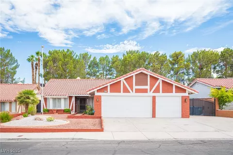 8617 Surtidor Dr, Las Vegas, NV 89117