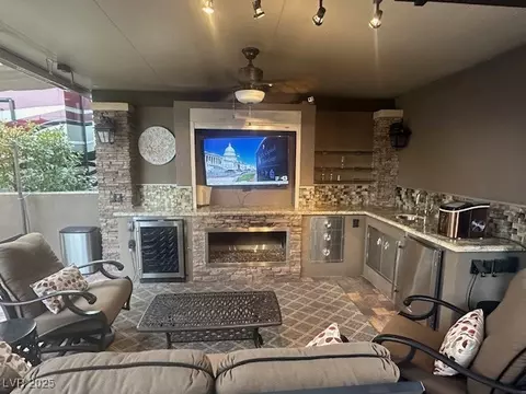 8175 Arville St #362, Las Vegas, NV 89139