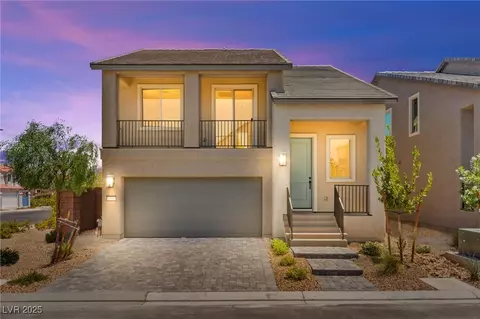 5606 Spring Trellis St, Las Vegas, NV 89113