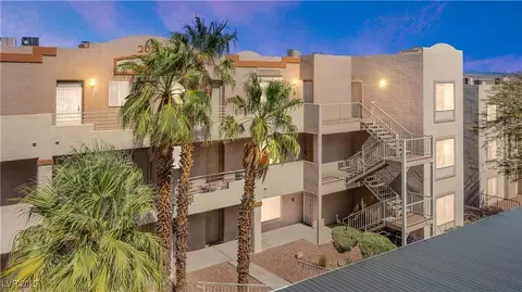 2012 Mesquite Ln #304, Laughlin, NV 89029