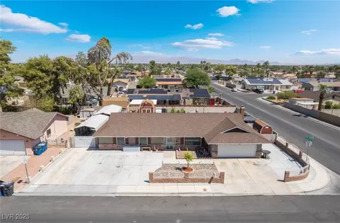 4590 E Saint Louis Ave, Las Vegas, NV 89104