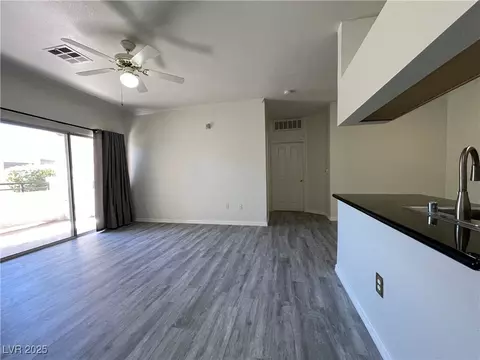 2900 Sunridge Heights Pkwy #416, Henderson, NV 89052