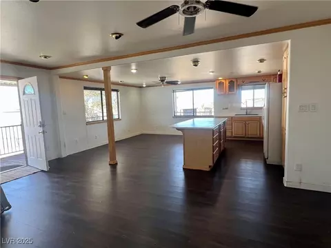 225 Apache Pl, Henderson, NV 89015 photo 6