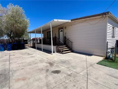 225 Apache Pl, Henderson, NV 89015