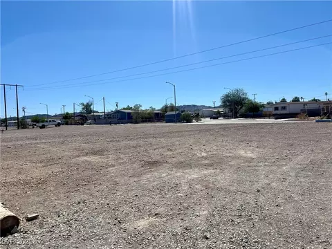 225 Apache Pl, Henderson, NV 89015 photo 17
