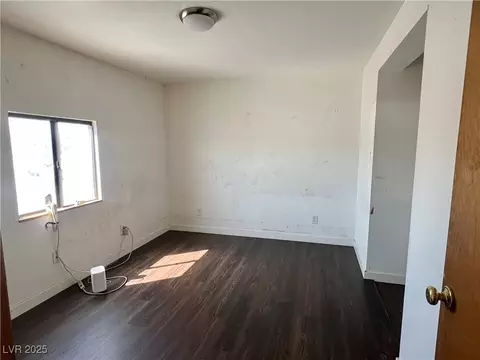 225 Apache Pl, Henderson, NV 89015 photo 14