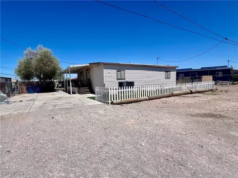 225 Apache Pl, Henderson, NV 89015 photo 4