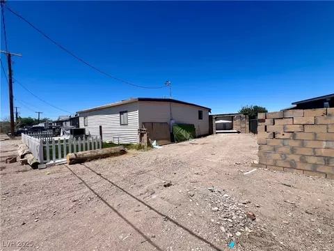 225 Apache Pl, Henderson, NV 89015 photo 5