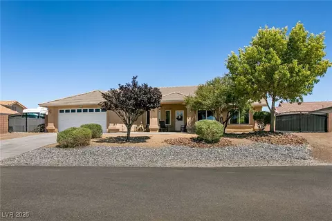 5450 Lincolnwood Ct, Pahrump, NV 89061