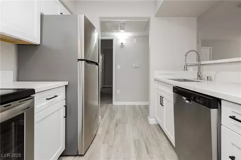 1150 N Buffalo Dr #1055, Las Vegas, NV 89128