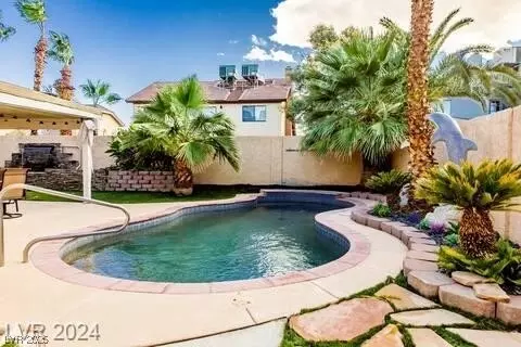 1925 Roxford Dr, Las Vegas, NV 89119