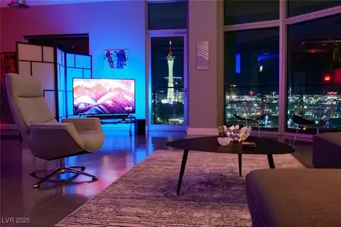 200 Hoover Ave #1003, Las Vegas, NV 89101