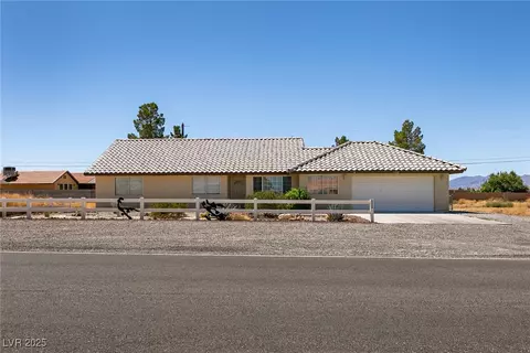 3534 Mount Charleston Dr, Pahrump, NV 89048