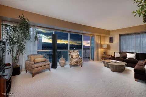 2700 Las Vegas Blvd #1002, Las Vegas, NV 89109