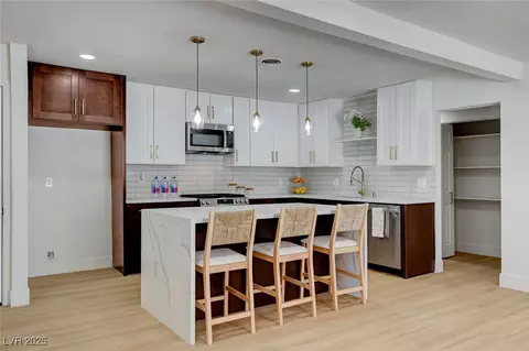 2108 Lenwood Ave, North Las Vegas, NV 89030