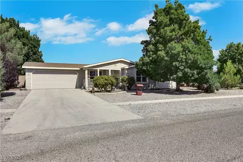 3191 Cedarwood St, Pahrump, NV 89048