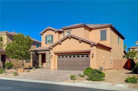 562 White Heart Rd, Las Vegas, NV 89148