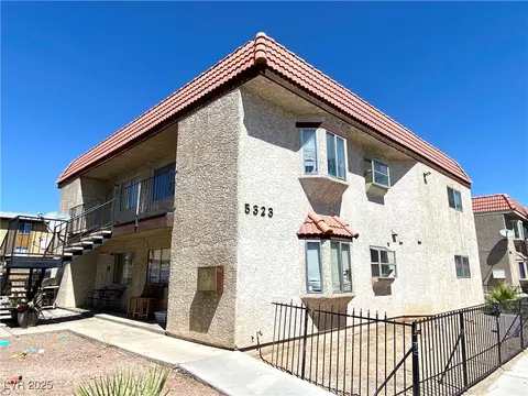 5323 Mancos Ct, Las Vegas, NV 89119