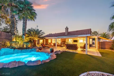 7815 Sunnyside Cir, Las Vegas, NV 89123