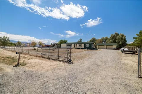 711 Jarvis Rd, Pahrump, NV 89060