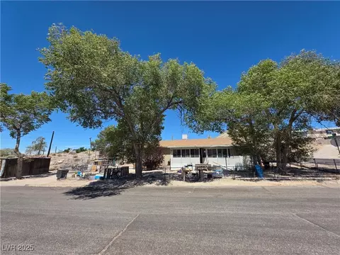 494 S Florence Ave, Tonopah, NV 89049