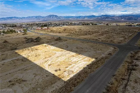 360 E Fontana St, Pahrump, NV 89048